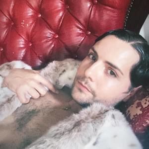 Meet your Posher, James